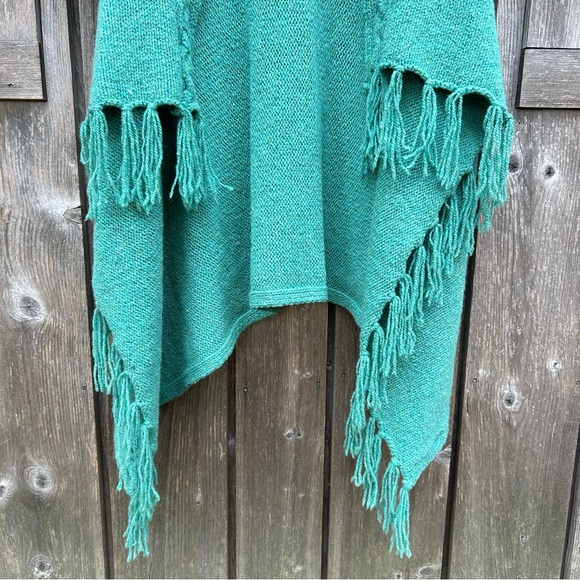 ☘️ Irelandseye Irish Knit Sweater Cardigan Fringe Fairycore sz S - Picture 7 of 8